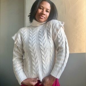 JOE’S JEANS Cream Ruffle Shoulder Cable Knit Turtleneck Sweater – Size S